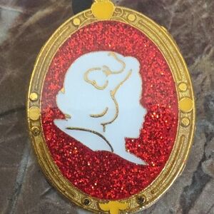 Disney Pin - Snow White Magic Mirror Collector Trading Pin